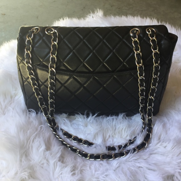 Chanel Lambskin Black Classic Handbag - Picture 4 of 5